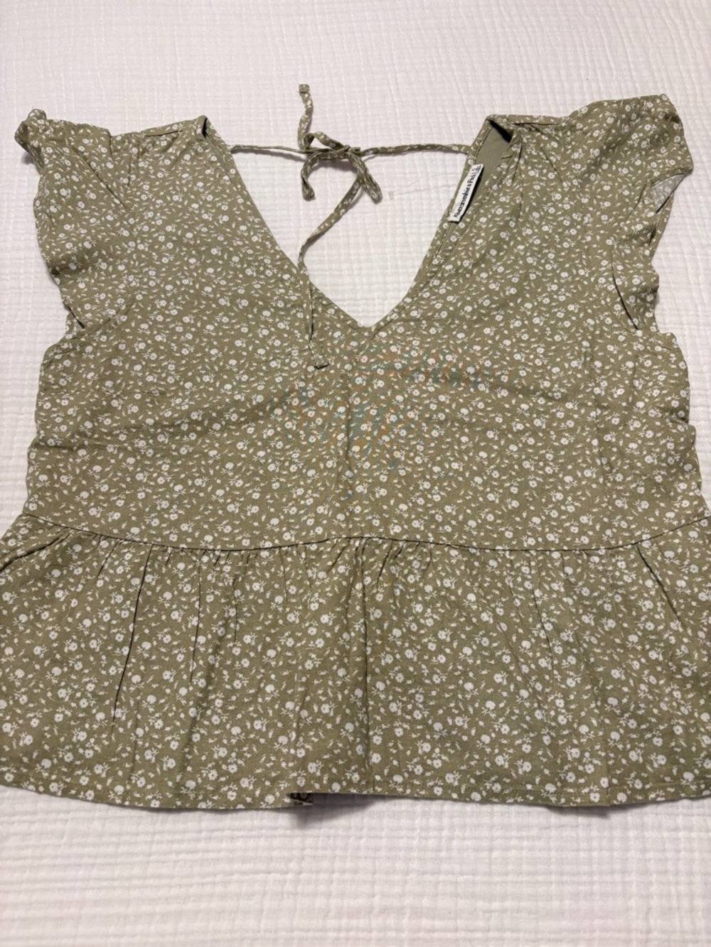 Abercrombie & Fitch Olive Green Floral Flutter Sleeve Blouse
